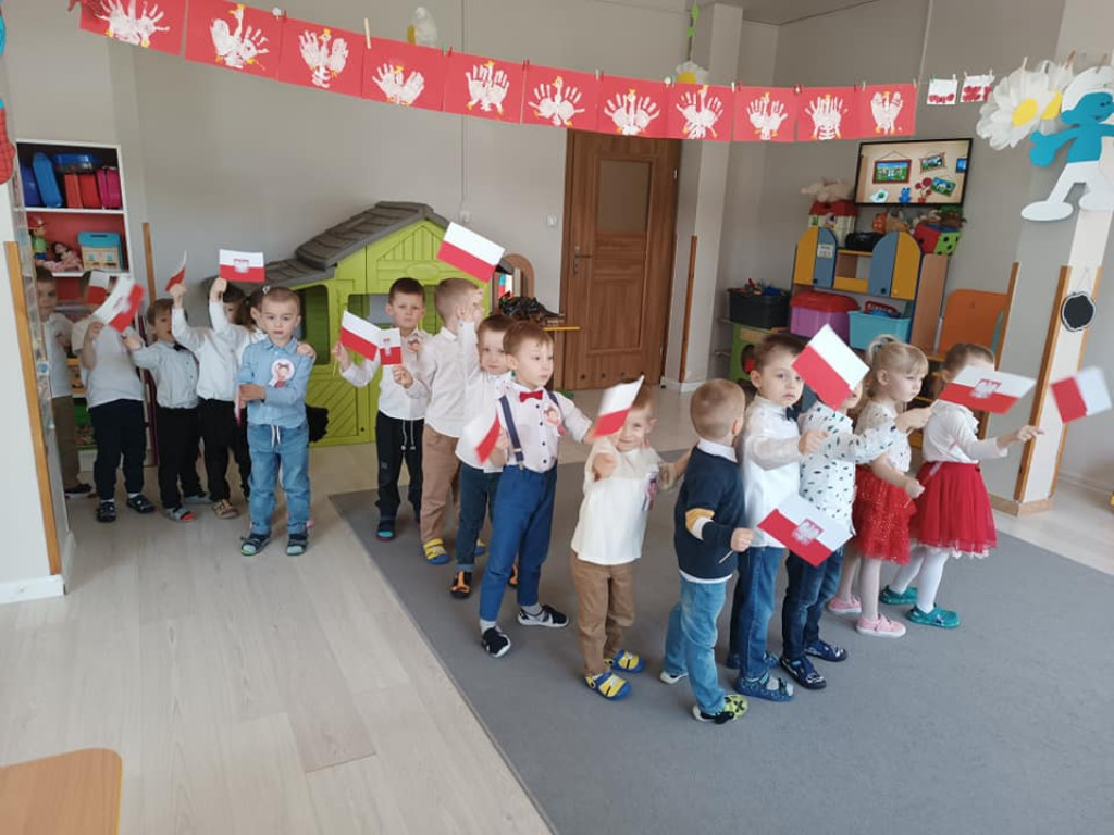 Świętowanie 3 maja w przedszkolu 