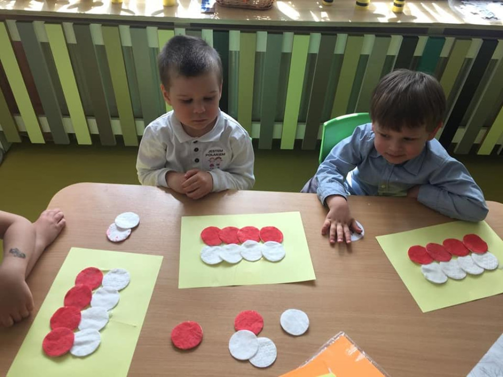 Świętowanie 3 maja w przedszkolu 