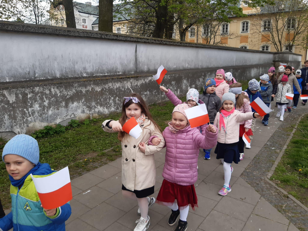 Świętowanie 3 maja w przedszkolu 