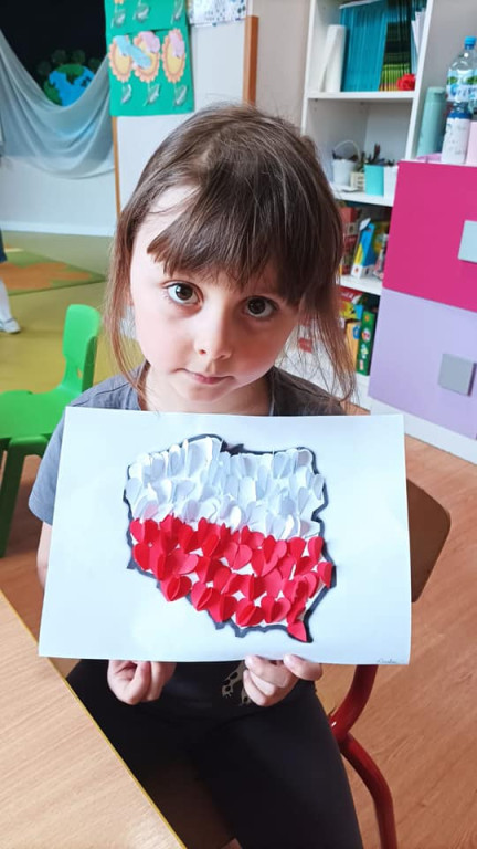 Świętowanie 3 maja w przedszkolu 