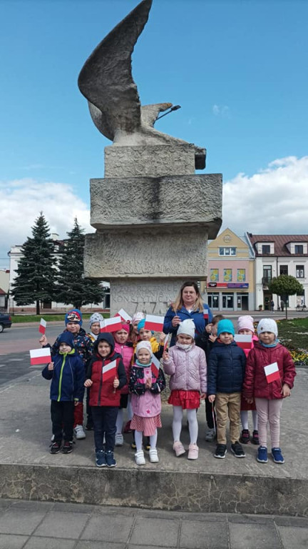 Świętowanie 3 maja w przedszkolu 
