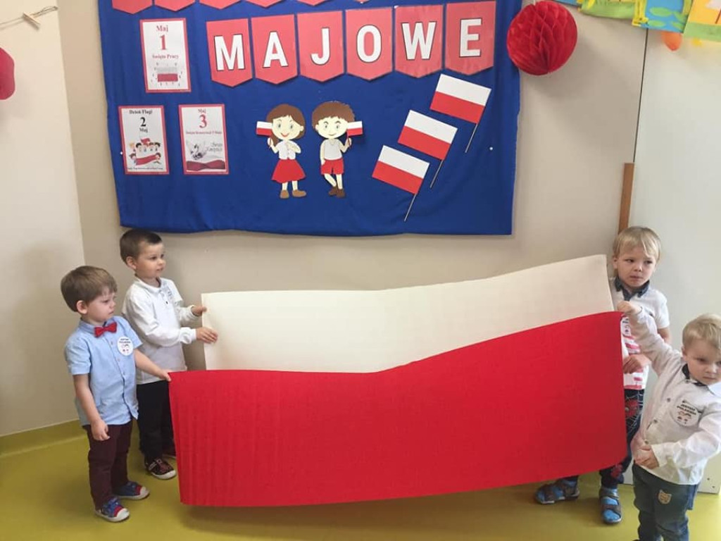 Świętowanie 3 maja w przedszkolu 