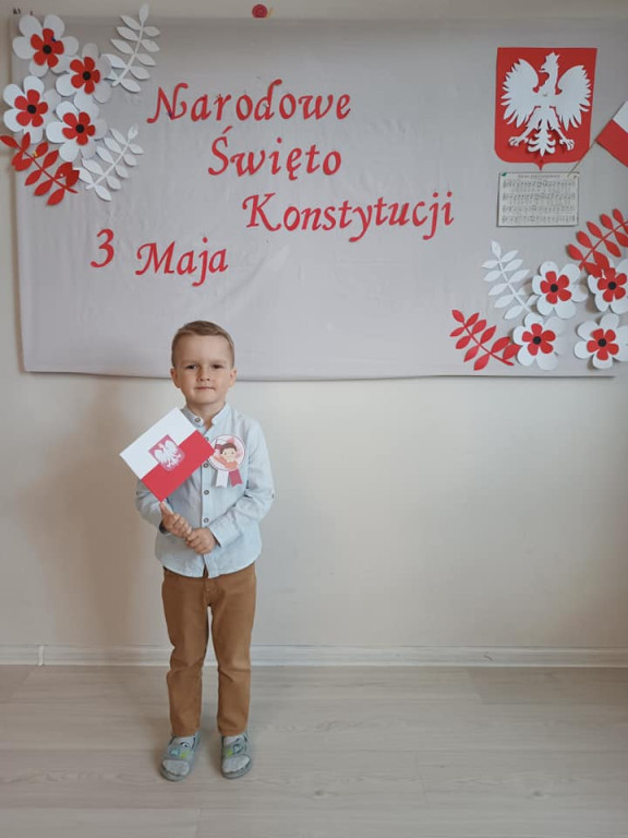 Świętowanie 3 maja w przedszkolu 