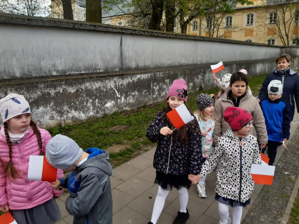 Świętowanie 3 maja w przedszkolu 