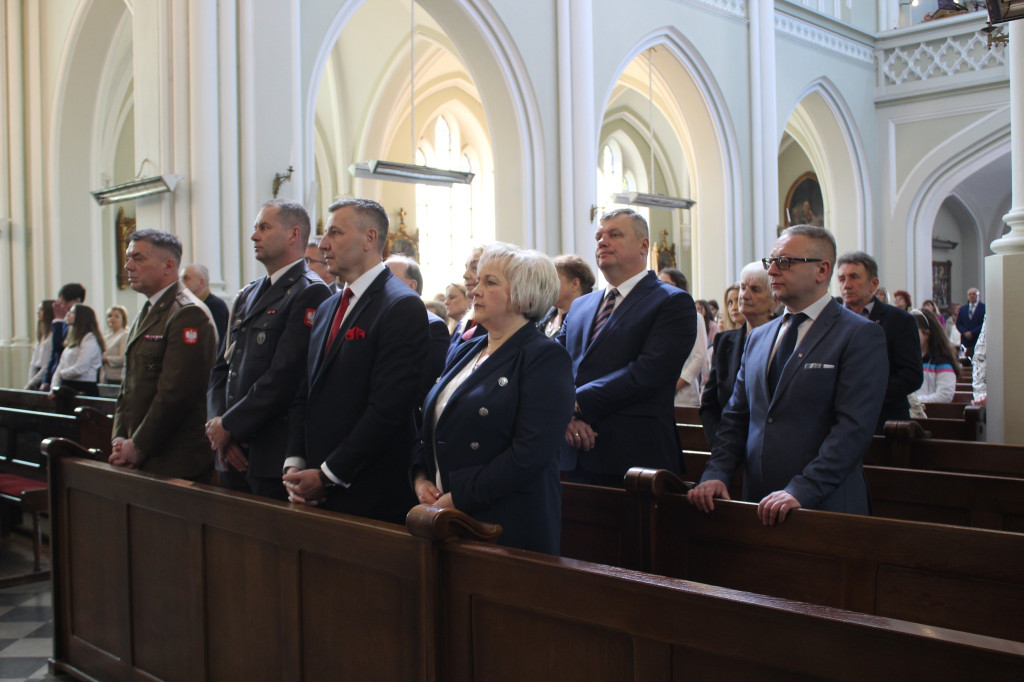 Obchody 50-lecia imienia podstawówki w Komarówce