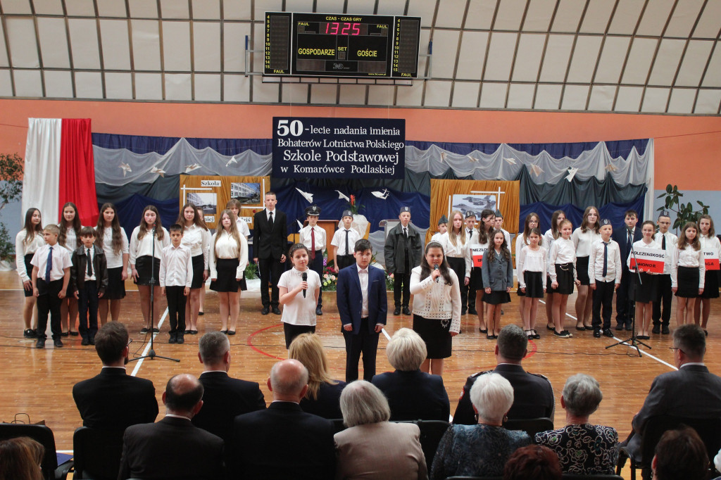 Obchody 50-lecia imienia podstawówki w Komarówce