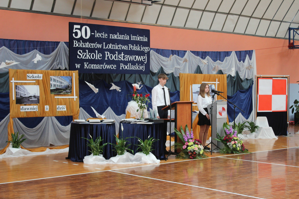 Obchody 50-lecia imienia podstawówki w Komarówce