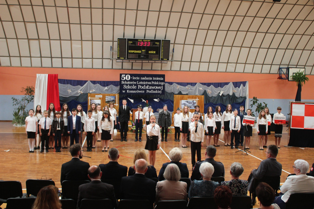 Obchody 50-lecia imienia podstawówki w Komarówce