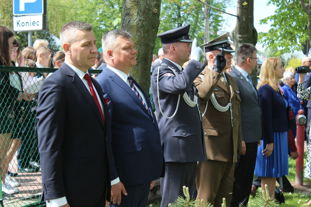 Obchody 50-lecia imienia podstawówki w Komarówce
