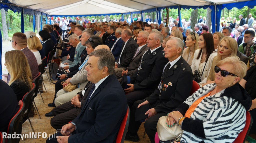 Uroczystość patriotyczna w lesie Baran