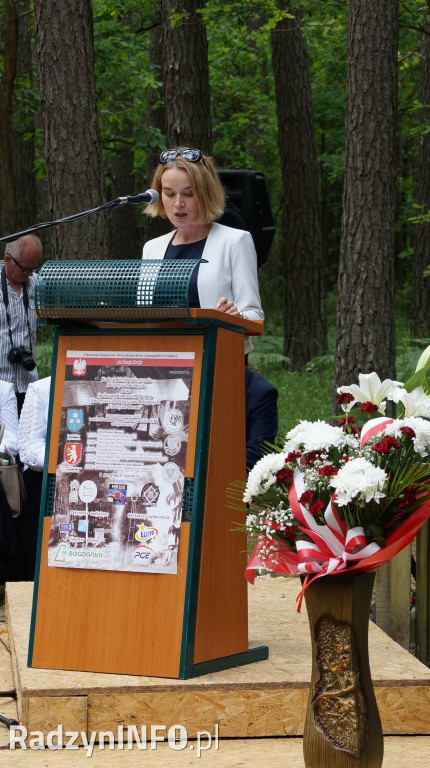 Uroczystość patriotyczna w lesie Baran