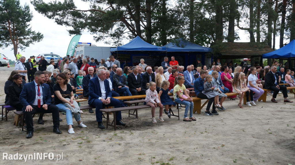 Uroczystość patriotyczna w lesie Baran