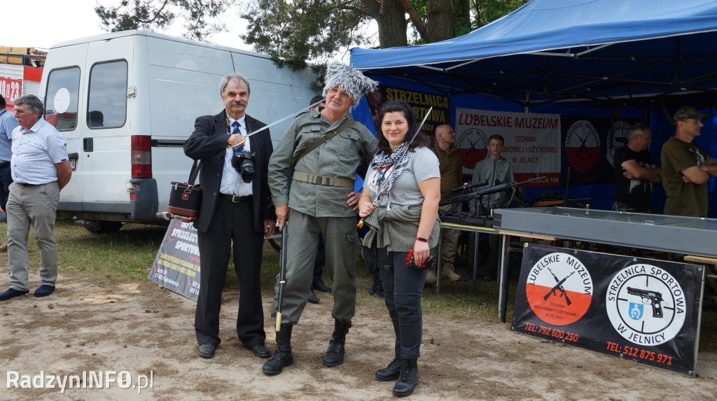 Uroczystość patriotyczna w lesie Baran