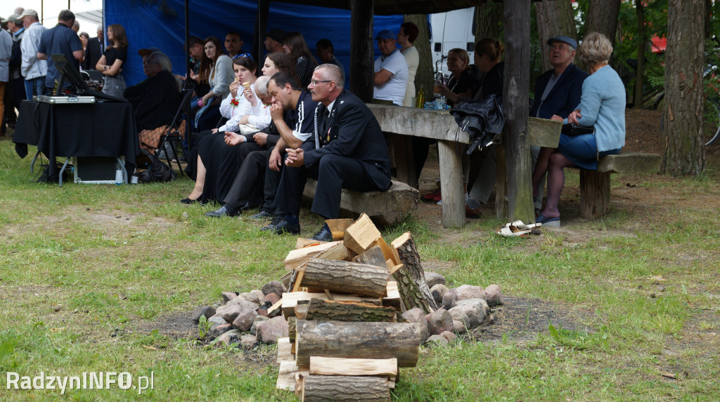 Uroczystość patriotyczna w lesie Baran