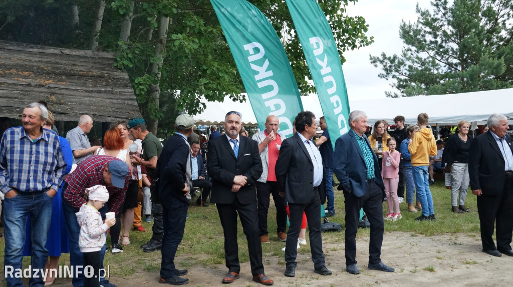 Uroczystość patriotyczna w lesie Baran