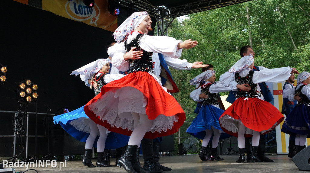 Uroczystość patriotyczna w lesie Baran