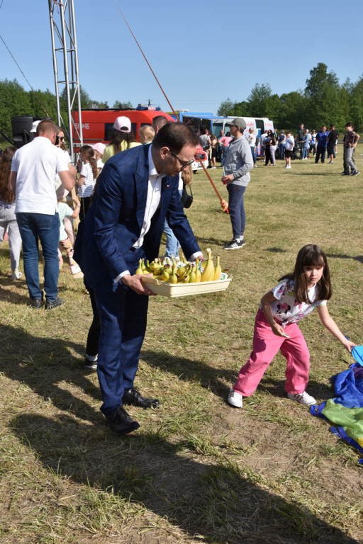 Gminny Dzień Dziecka w Ustrzeszy