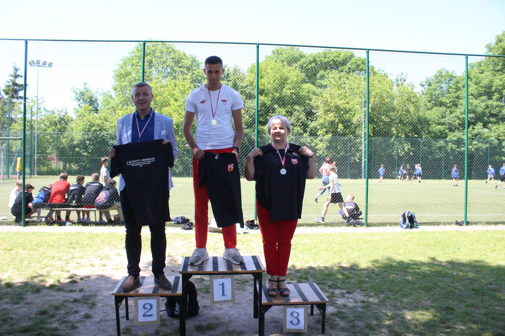 II Sztafeta Mieszana Dariusza Kowaluka w Komarówce