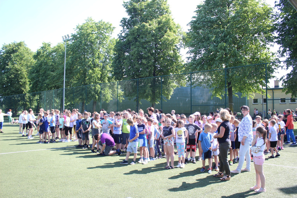 II Sztafeta Mieszana Dariusza Kowaluka w Komarówce
