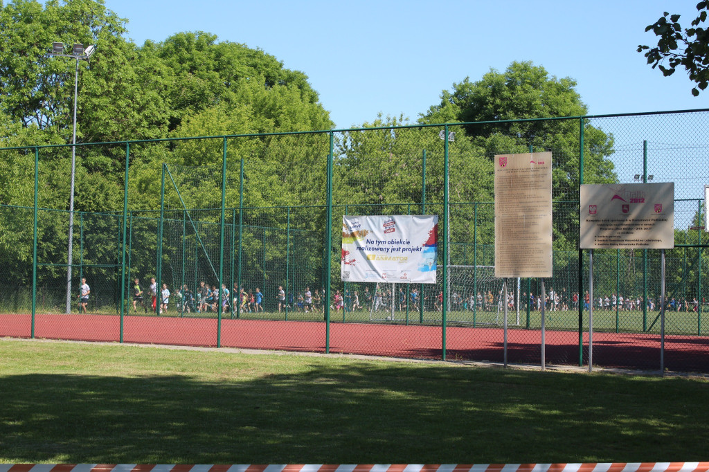 II Sztafeta Mieszana Dariusza Kowaluka w Komarówce