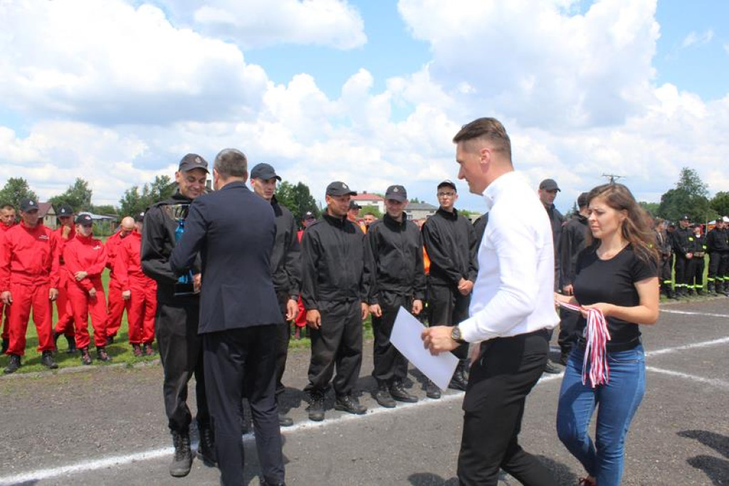 Powiatowe Zawody Sportowo-Pożarnicze w Radzyniu