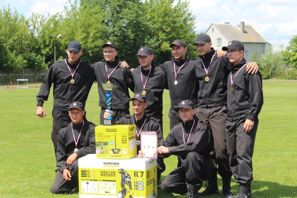 Powiatowe Zawody Sportowo-Pożarnicze w Radzyniu