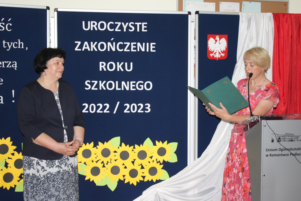 Zakończenie roku szkolnego w liceum w Komarówce P.