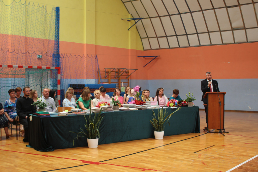 Zakończenie roku szkolnego w SP w Komarówce