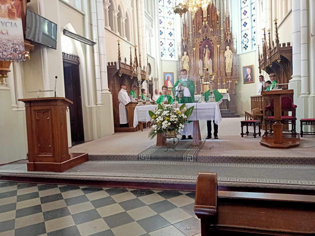 Pożegnanie księdza Damiana Gadamera w Komarówce