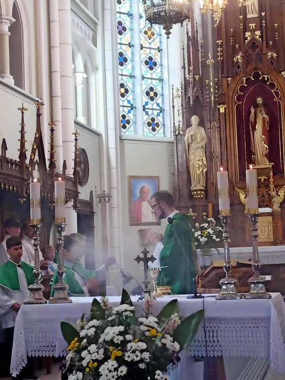 Pożegnanie księdza Damiana Gadamera w Komarówce