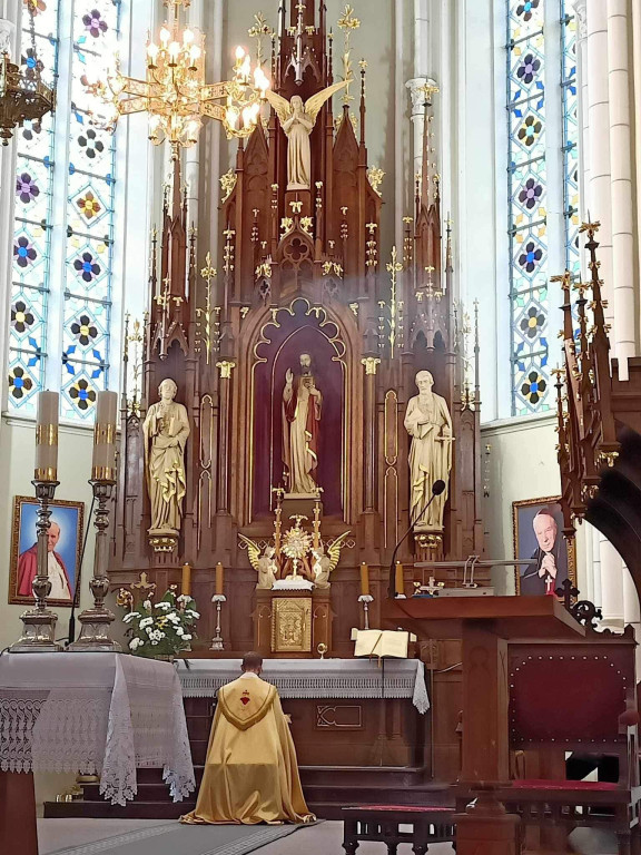 Pożegnanie księdza Damiana Gadamera w Komarówce