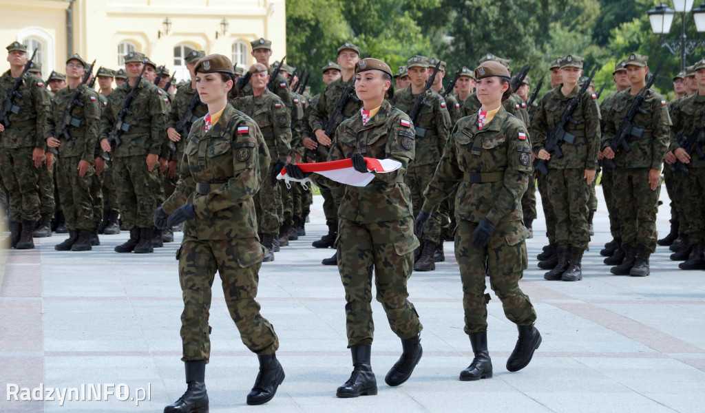 Przysięga żołnierzy WOT i piknik wojskowy