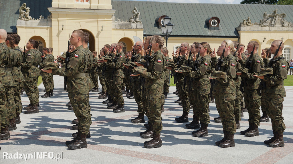 Przysięga żołnierzy WOT i piknik wojskowy