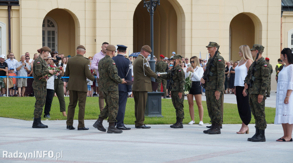 Przysięga żołnierzy WOT i piknik wojskowy