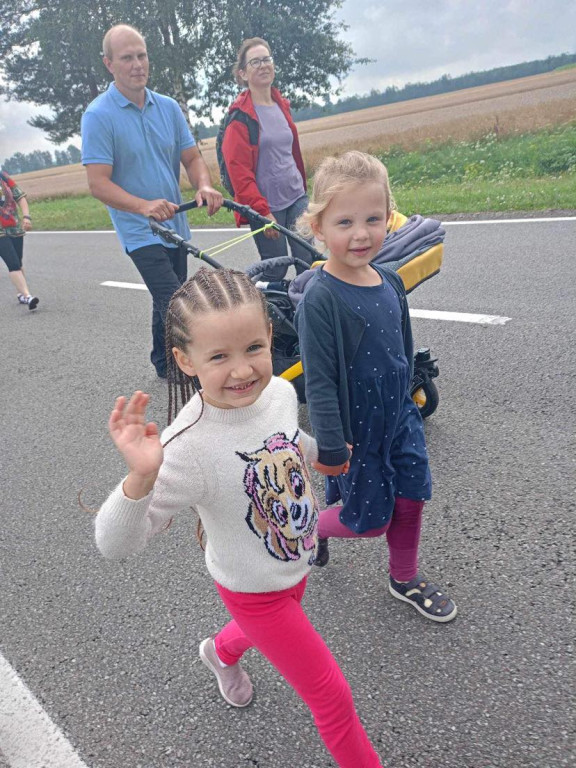 Piesza pielgrzymka na Jasną Górę z Komarówki (2)