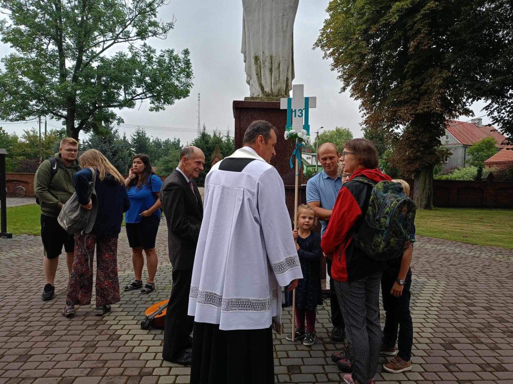 Piesza pielgrzymka na Jasną Górę z Komarówki (2)