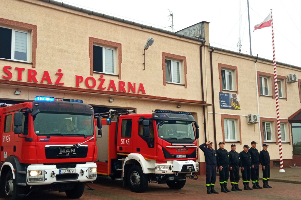 Uczczenie rocznicy 1 sierpnia przez strażaków