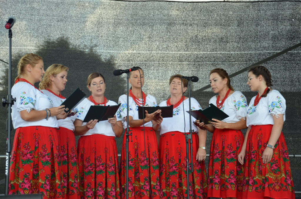 Dożynki gminno-parafialne w Ulanie-Majoracie