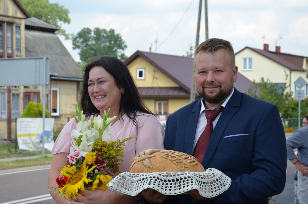 Dożynki gminno-parafialne w Ulanie-Majoracie