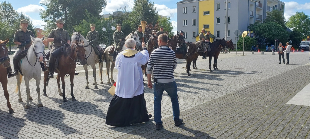 Konni pielgrzymi w Wohyniu