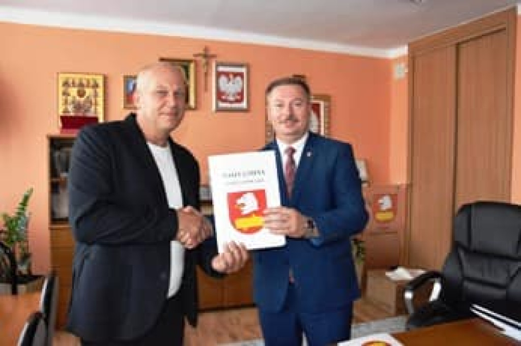 Akty mianowania nauczycieli i nominacje dyrektorów