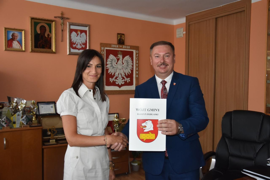 Akty mianowania nauczycieli i nominacje dyrektorów