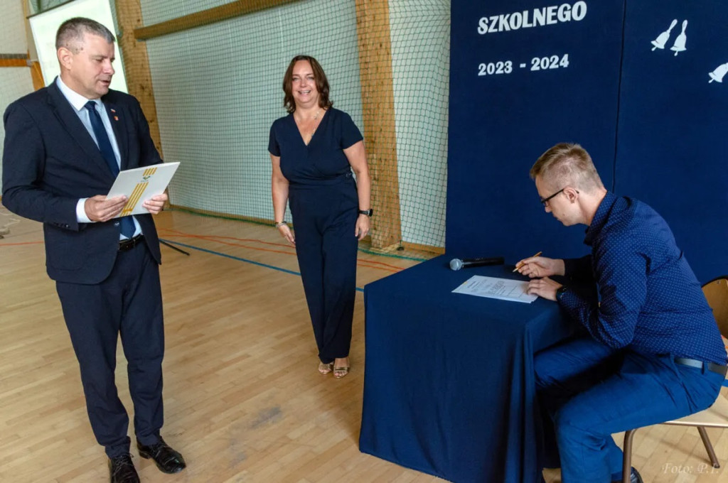 Rozpoczęcie roku szkolnego w I LO w Radzyniu