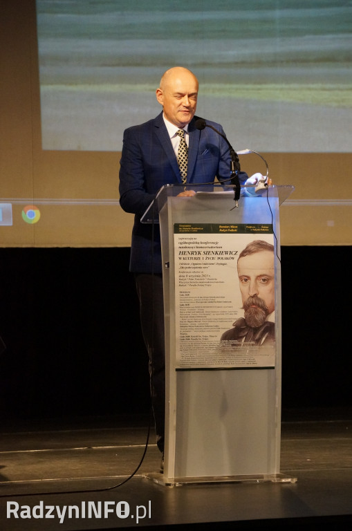 Konferencja o Henryku Sienkiewiczu w Radzyniu
