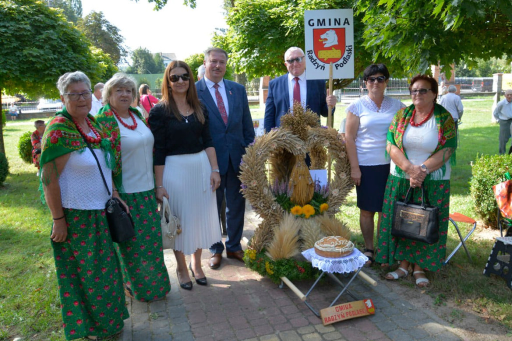 Delegacja gminy Radzyń na dożynkach diecezjalnych