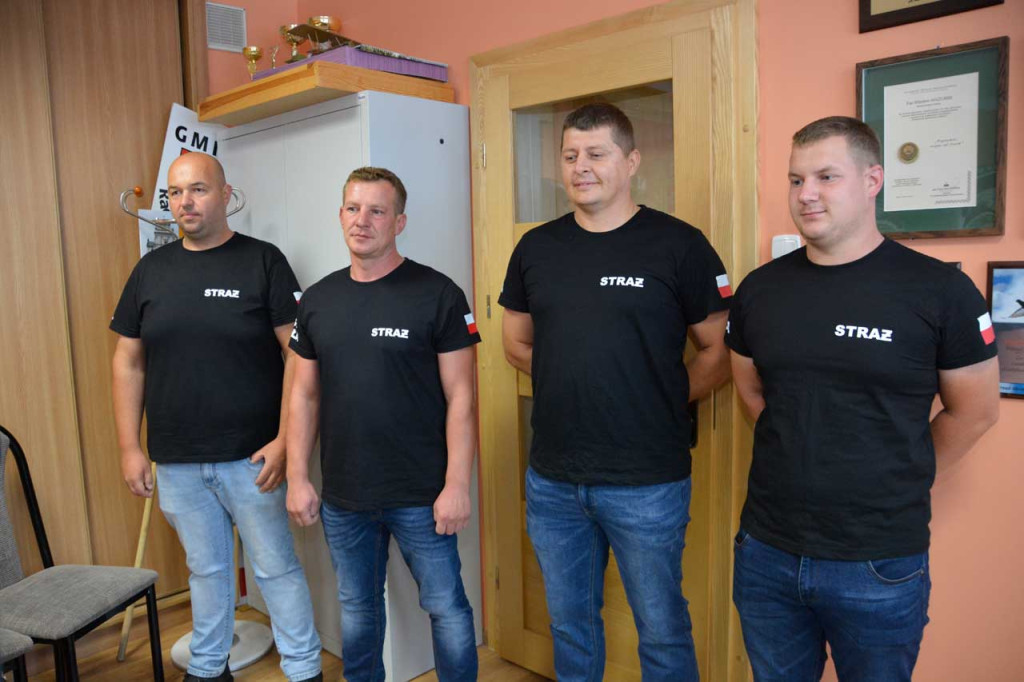 Wręczenie wyposażenia nowo powstałej OSP w Białej