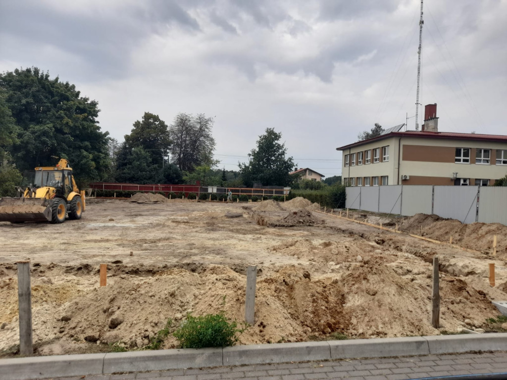 Początek prac przy przedszkolu w Ulanie-Majoracie