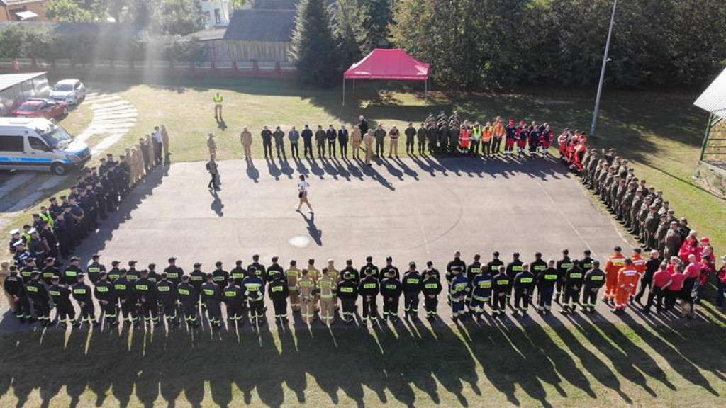 Ćwiczenia służb mundurowych w Żeliźnie i Witorożu