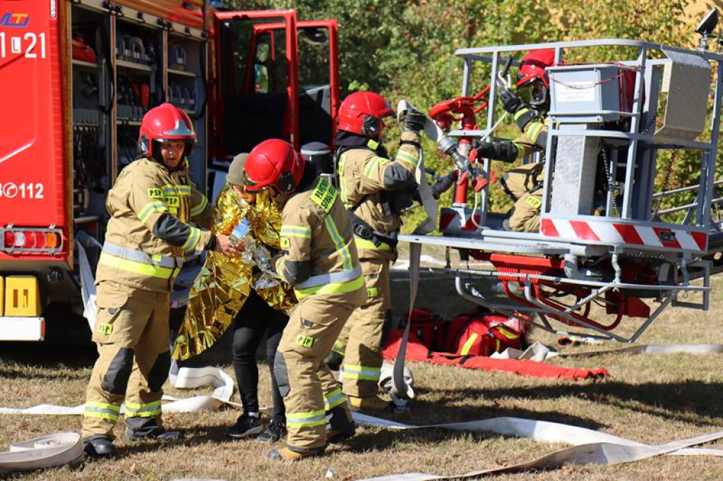Ćwiczenia służb mundurowych w Żeliźnie i Witorożu