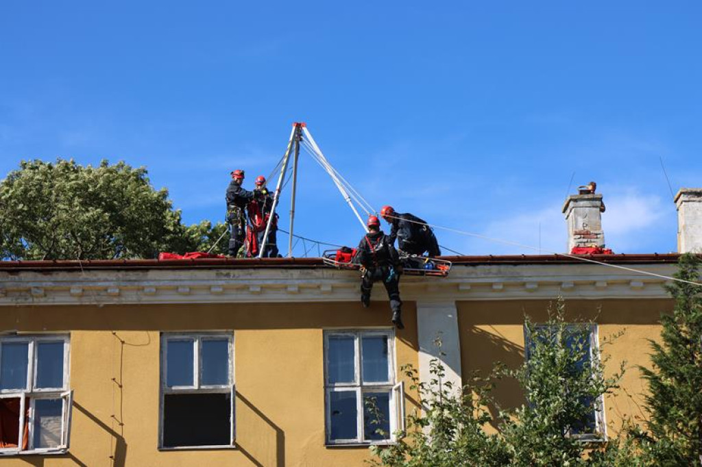 Ćwiczenia służb mundurowych w Żeliźnie i Witorożu